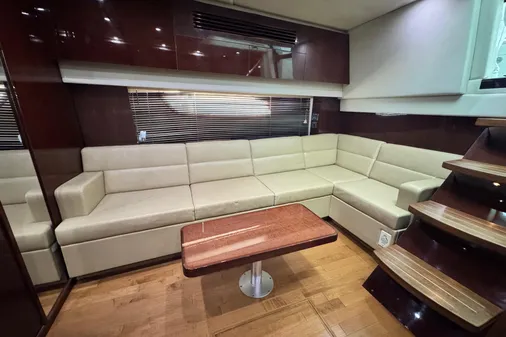 Sea Ray 470 Sundancer image