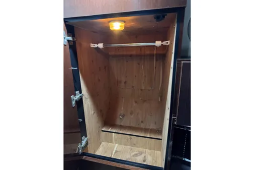 Sea Ray 470 Sundancer image