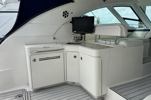 Sea Ray 470 Sundancer image
