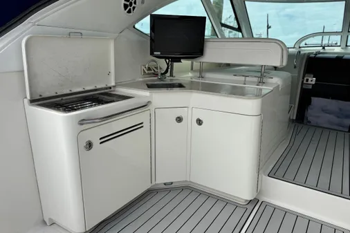 Sea Ray 470 Sundancer image