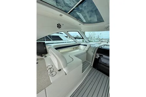 Sea Ray 470 Sundancer image