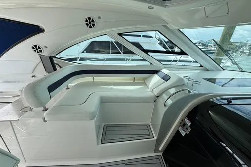 Sea Ray 470 Sundancer image