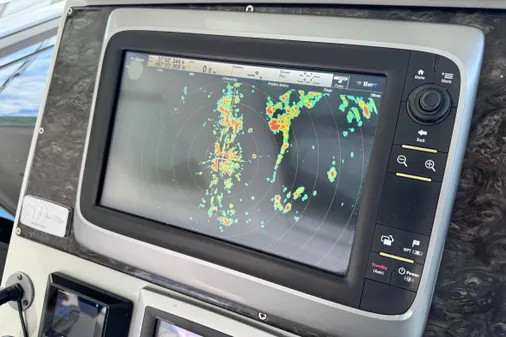 Sea Ray 470 Sundancer image