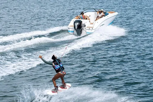 Nauticstar 243-DC-DECK image