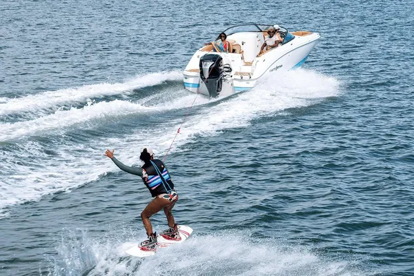 Nauticstar 243-DC-DECK image