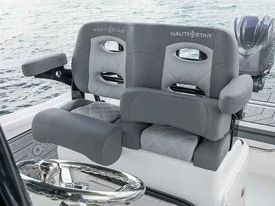 Nauticstar 251-HYBRID image