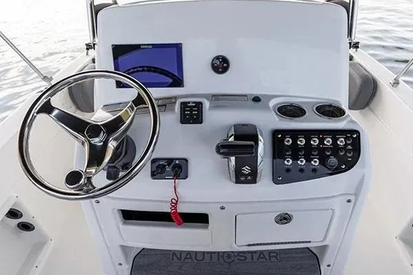 Nauticstar 211-HYBRID image
