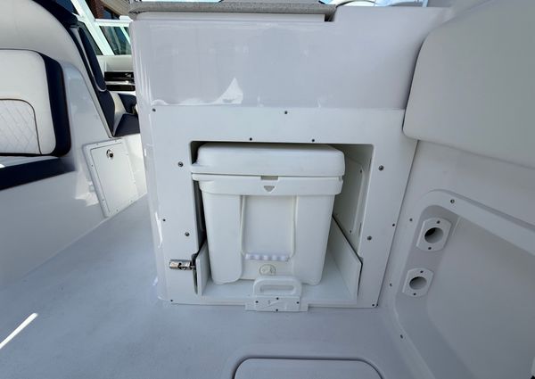Stingray 259-DUAL-CONSOLE image
