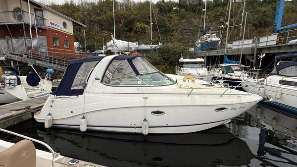 Rinker 280 Express Cruiser 