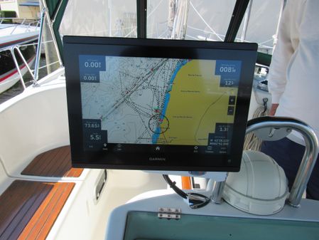 Beneteau OCEANIS-411 image