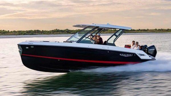 Monterey Elite 30 Bowrider 