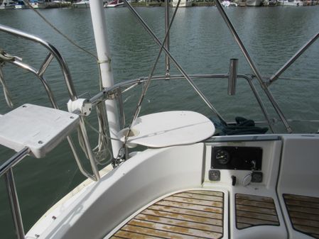 Beneteau 461 image