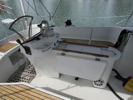 Beneteau 461 image