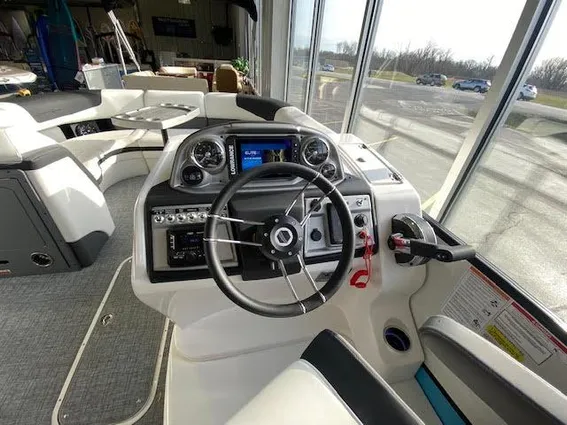 South-bay 523ULE-ULTIMATE-ENTERTAINER image