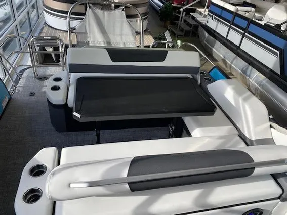 South-bay 523ULE-ULTIMATE-ENTERTAINER image