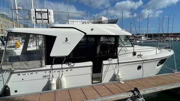 Beneteau Swift Trawler 30