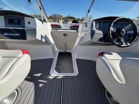 Hurricane SD191-FULL-WINDSHIELD-DECK image