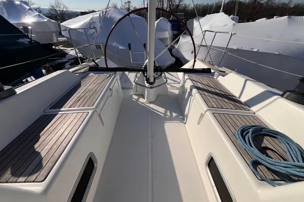 Beneteau FIRST-10R image