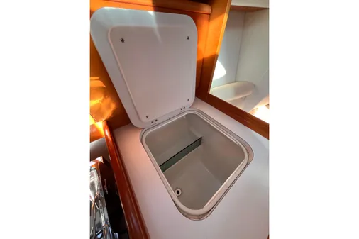 Beneteau FIRST-10R image