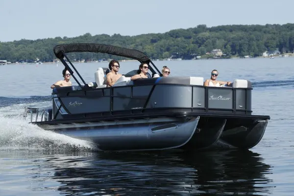 Sunchaser GENEVA-CRUISE-24-LR-DH image