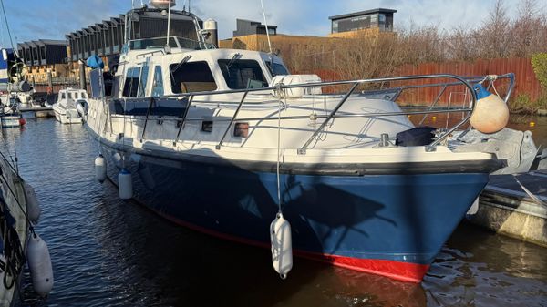 Aquastar Oceanranger 38 Aft Cabin 