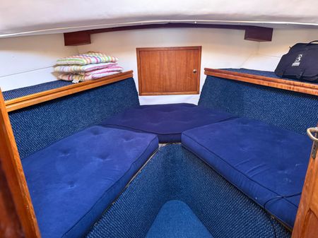 Aquastar OCEANRANGER-38-AFT-CABIN image