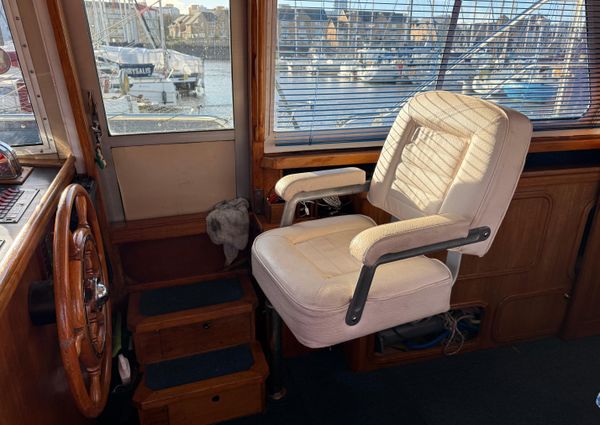 Aquastar OCEANRANGER-38-AFT-CABIN image