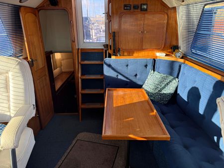 Aquastar OCEANRANGER-38-AFT-CABIN image