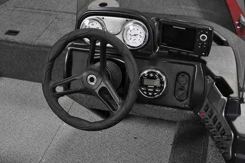 Lund 1650-ANGLER-SS image