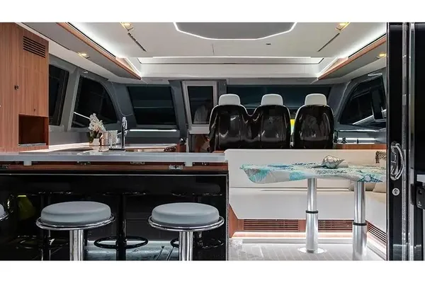 Aquila 46-COUPE image