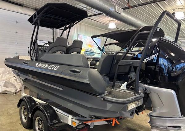 Highfield ADV7 image