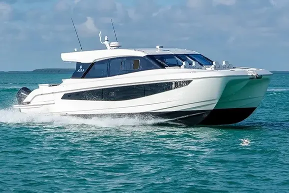 2026 Aquila 42 Coupe