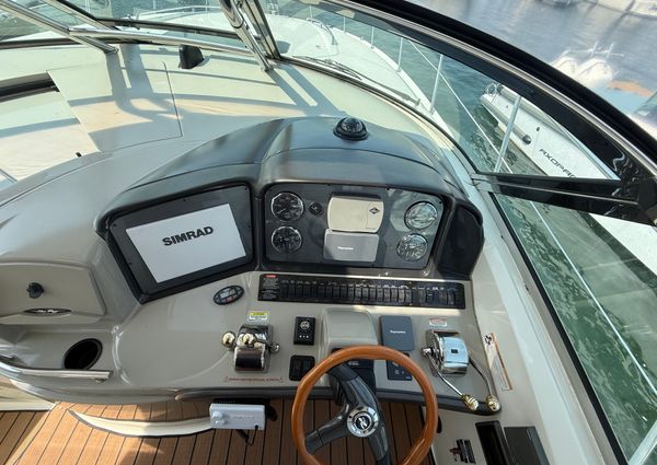 Sea-ray 390-SUNDANCER image