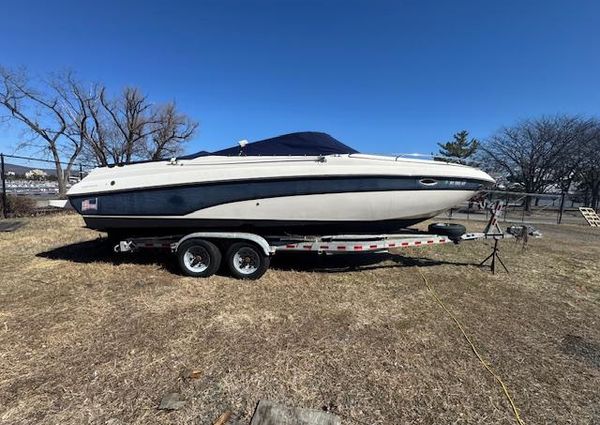 Rinker 282-CAPTIVA-CUDDY image