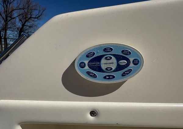 Rinker 282-CAPTIVA-CUDDY image