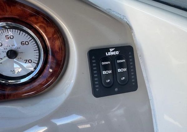 Rinker 282-CAPTIVA-CUDDY image