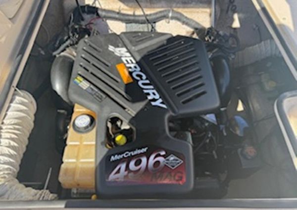 Rinker 282-CAPTIVA-CUDDY image