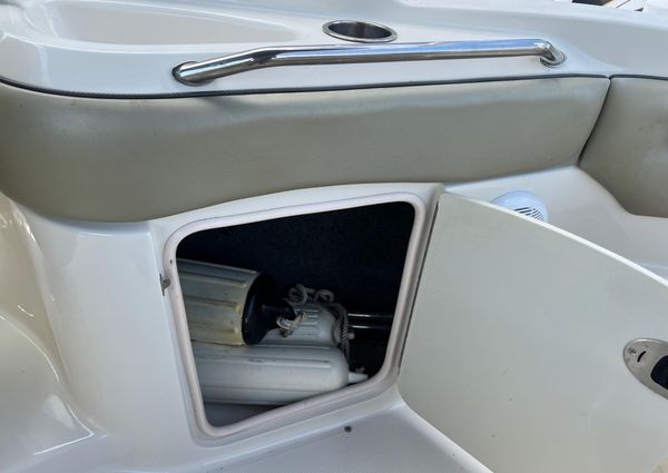 Sea-ray 220-SUNDECK image