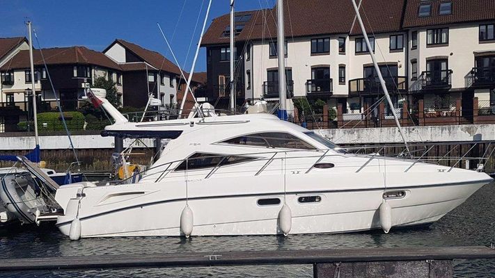 Sealine F34 - main image