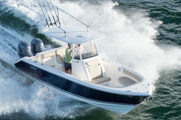 Pursuit C 260 Center Console - main image