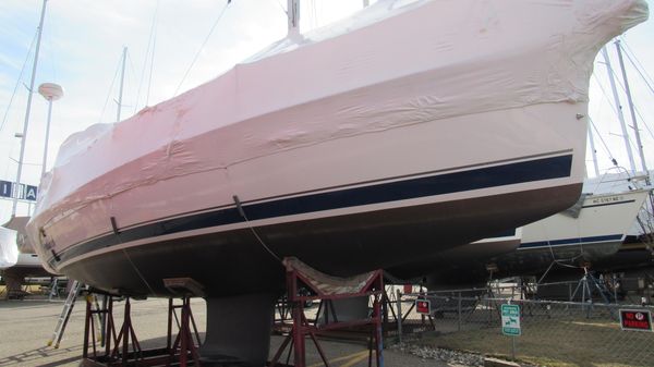 Hunter 33