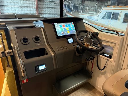 Nimbus COMMUTER-11 image