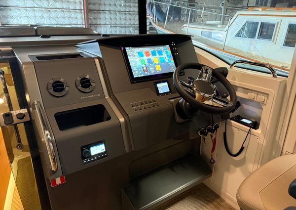 Nimbus COMMUTER-11 image