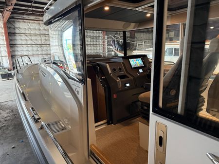 Nimbus COMMUTER-11 image