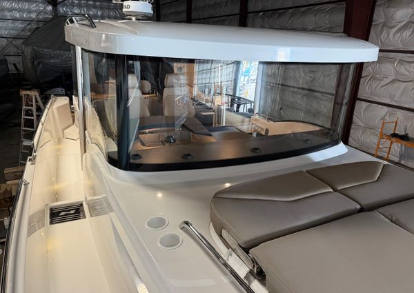 Nimbus COMMUTER-11 image