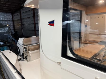 Nimbus COMMUTER-11 image