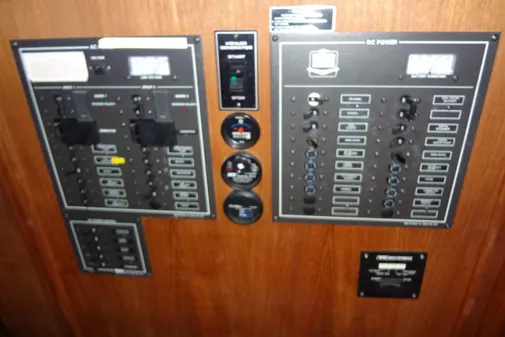 Harbor Master 52 image