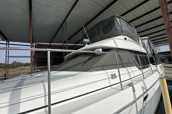 Bayliner 4388 Motoryacht image