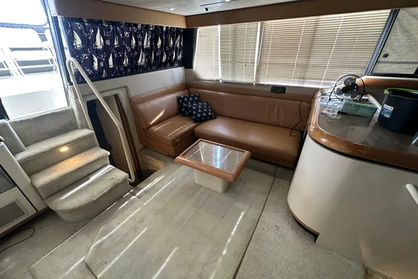 Bayliner 4388 Motoryacht image