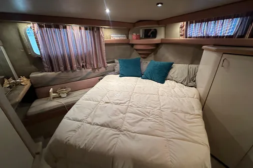 Bayliner 4388 Motoryacht image